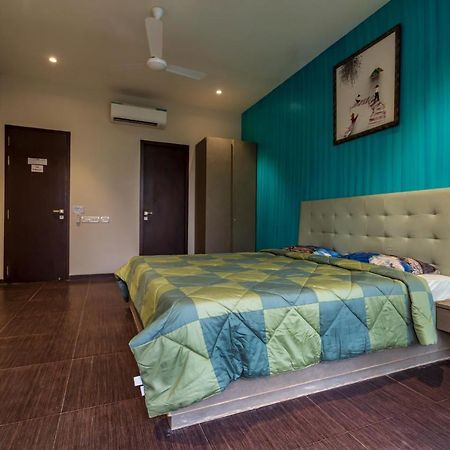 Saffronstays Aspen, Lonavala - Luxury Pool Villa With Games And Tv Room Near Bhushi Dam 외부 사진